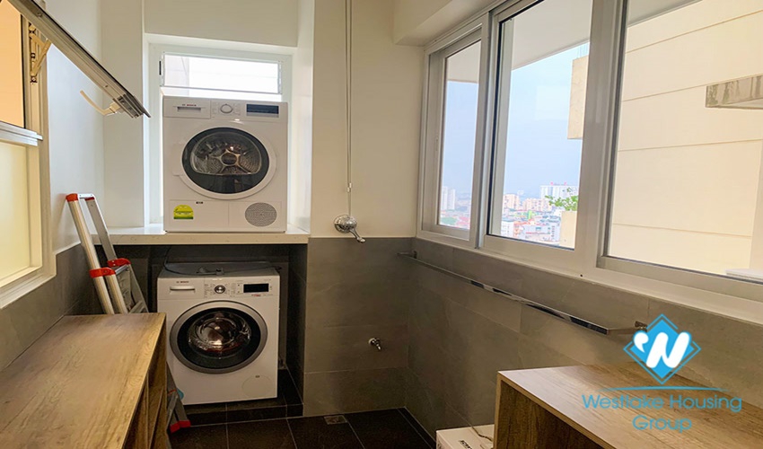 Newly renovated apartment with nice furniture for rent in E urban area ciputra